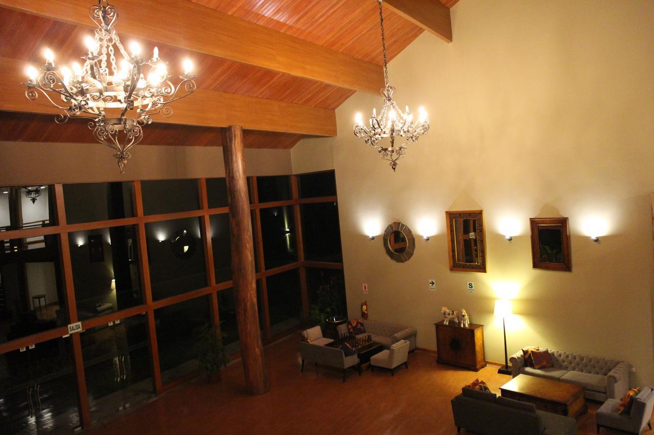 Taypikala Deluxe Valle Sagrado อูรูบัมบา ภายนอก รูปภาพ